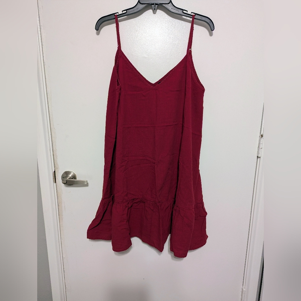 Shein Curve 2XL Dark Red V-Neck Ruffled Bottom Adjustable Spaghetti Straps